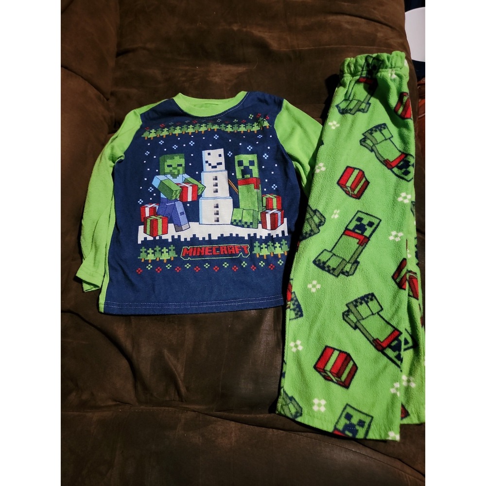 Minecraft Christmas holiday presents pajamas winter size xs 4 5